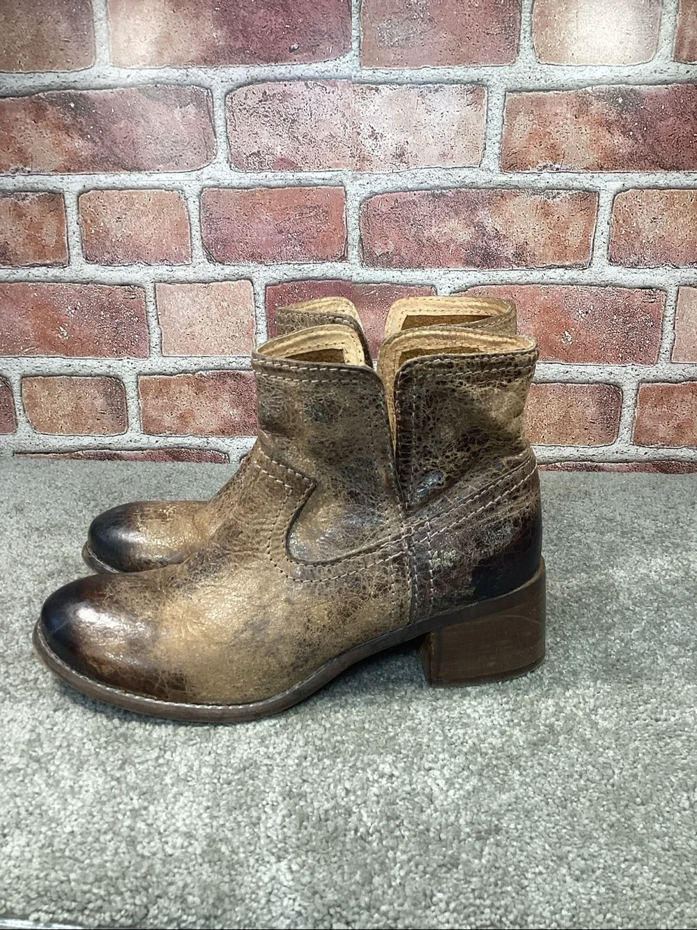Diba True Walnut Grove Womens Ankle boots size 8